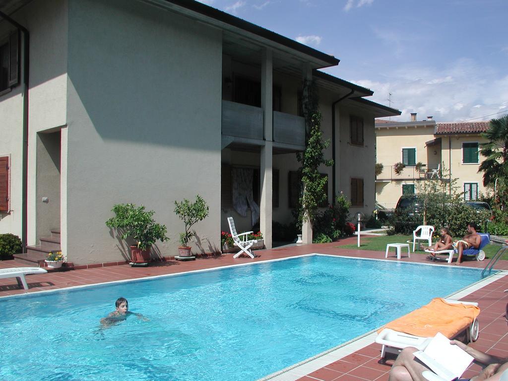 Villa Fiori Малчезине Екстериор снимка