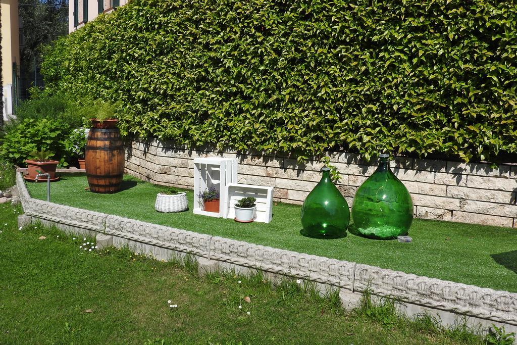 Villa Fiori Малчезине Екстериор снимка