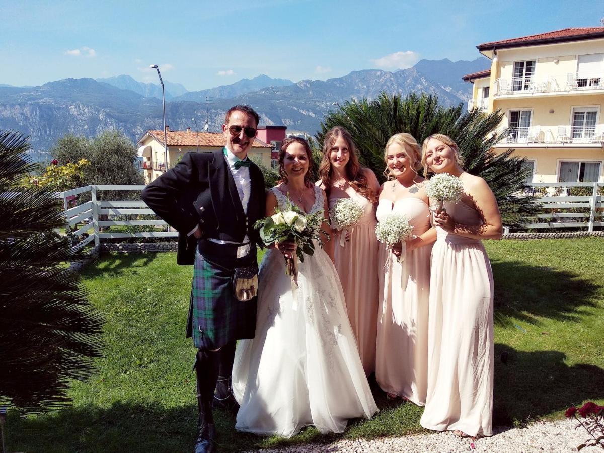 Villa Fiori Малчезине Екстериор снимка